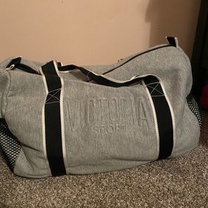 Victoria Sport Duffel Bag